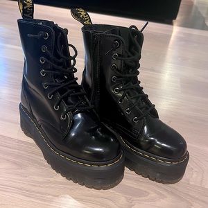 🖤 DR. MARTENS Jadon boots - from Ssense